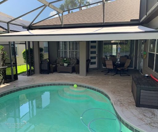 Straight valance retractable awning option